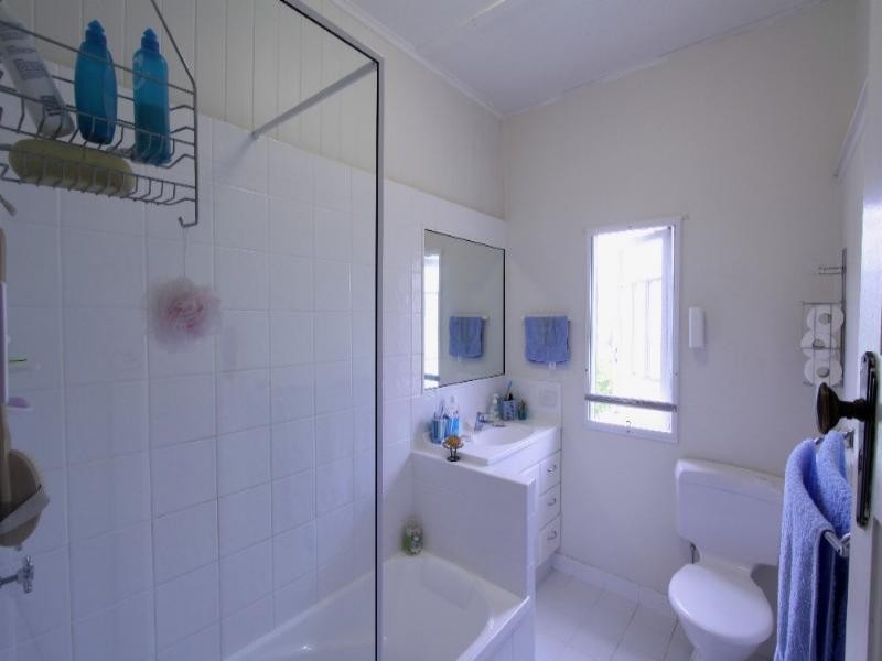 73 Fairymead Road, Bundaberg North QLD 4670