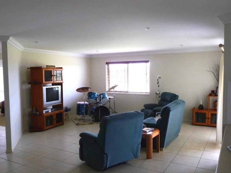 24 Scherer Boulevard, Kepnock QLD 4670