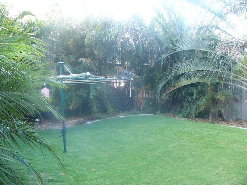 3 Gengers Road, Moore Park Beach QLD 4670