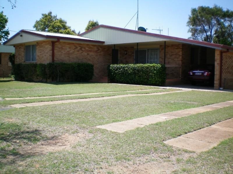 4 Richards Street, Svensson Heights QLD 4670