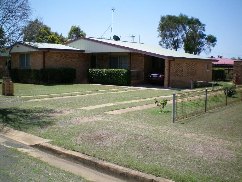 4 Richards Street, Svensson Heights QLD 4670