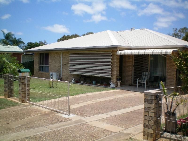 12 Centennial Circuit, Avenell Heights QLD 4670