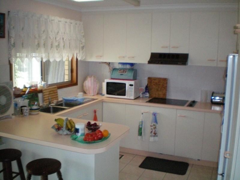 12 Centennial Circuit, Avenell Heights QLD 4670