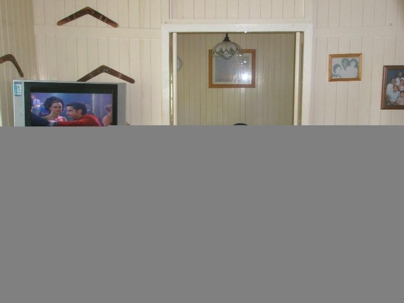 8 Powers Street, Bundaberg West QLD 4670