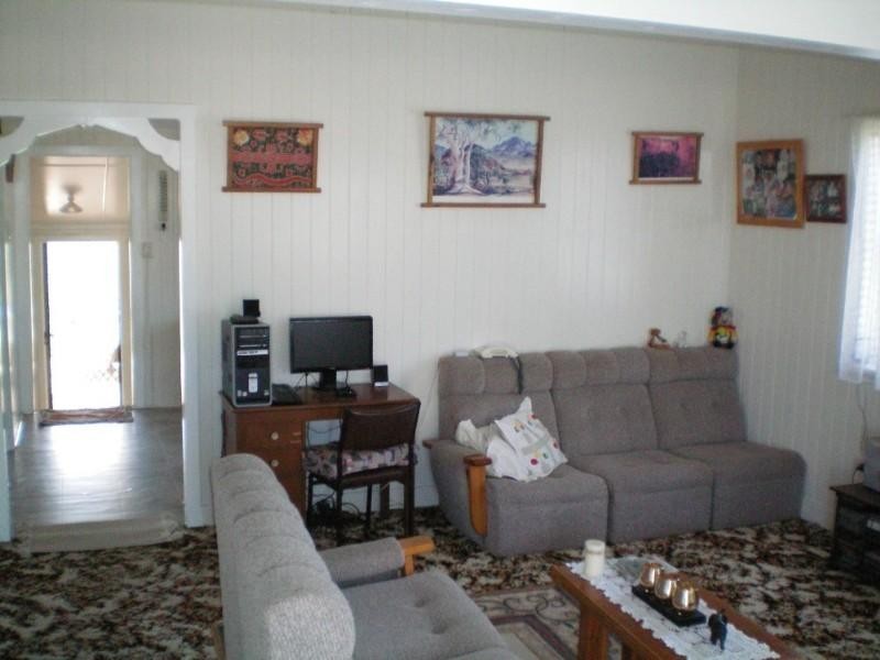 49 Maryborough Street, Walkervale QLD 4670