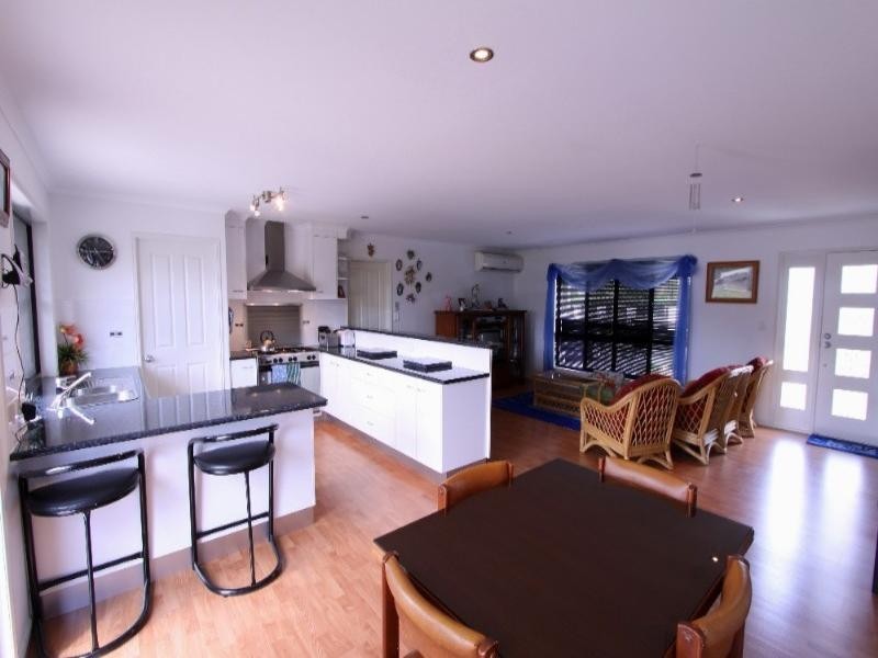 53 Gunsynd Grove, Branyan QLD 4670