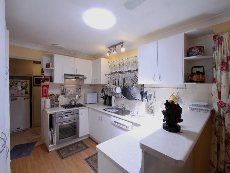 48 Avenell Street, Avenell Heights QLD 4670