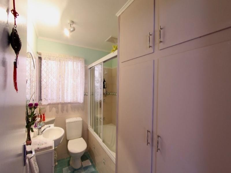 48 Avenell Street, Avenell Heights QLD 4670