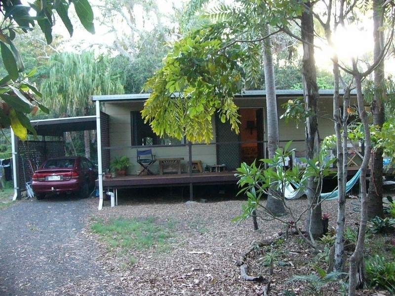 38 Lagoon Drive, Moore Park Beach QLD 4670