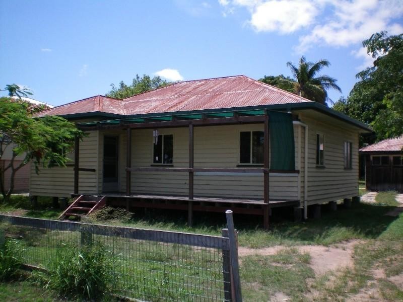 120 Electra Street, Bundaberg West QLD 4670