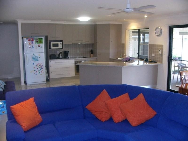 11 Tree Close, Thabeban QLD 4670