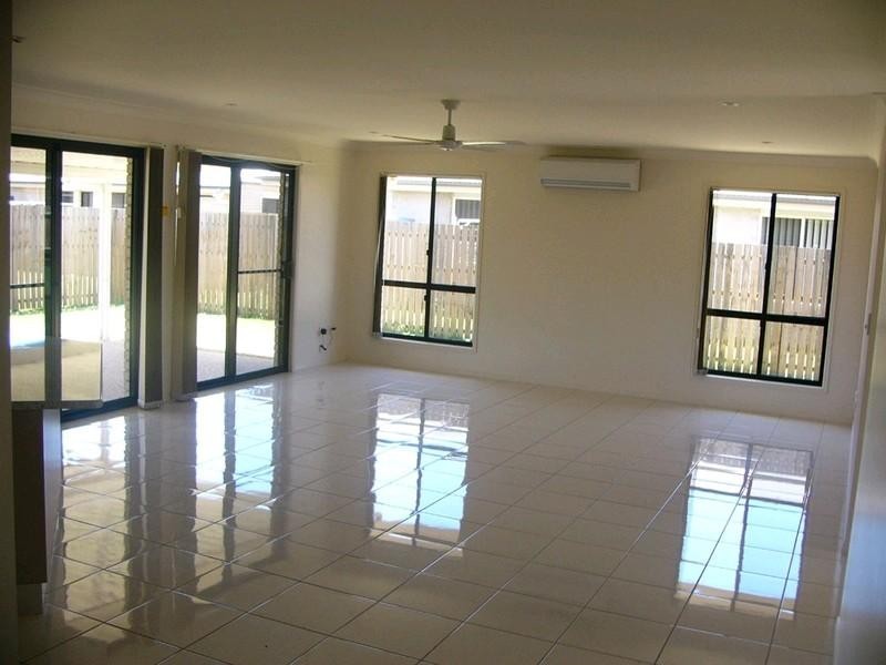 11 Tree Close, Thabeban QLD 4670