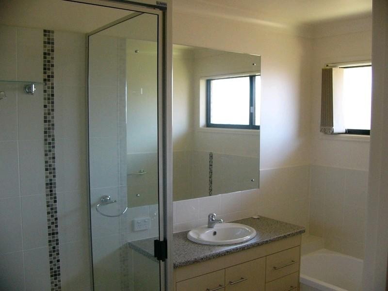 11 Tree Close, Thabeban QLD 4670