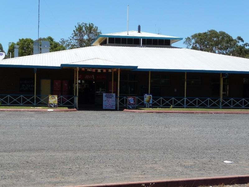 27 Normanby Street, Avondale QLD 4670