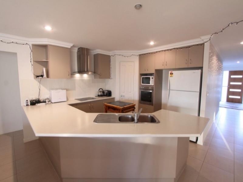 4 Trinity Close, Bargara QLD 4670