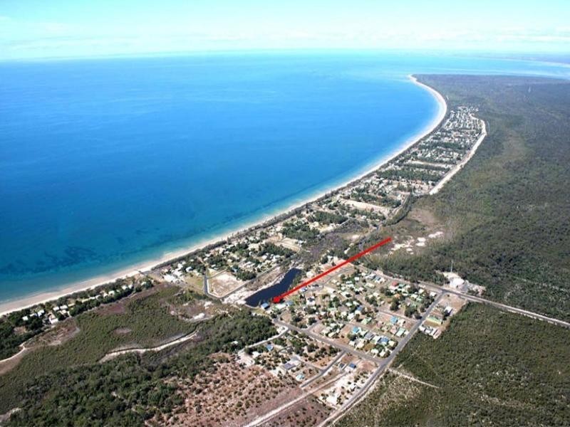 33 Lorikeet Avenue, Woodgate QLD 4660