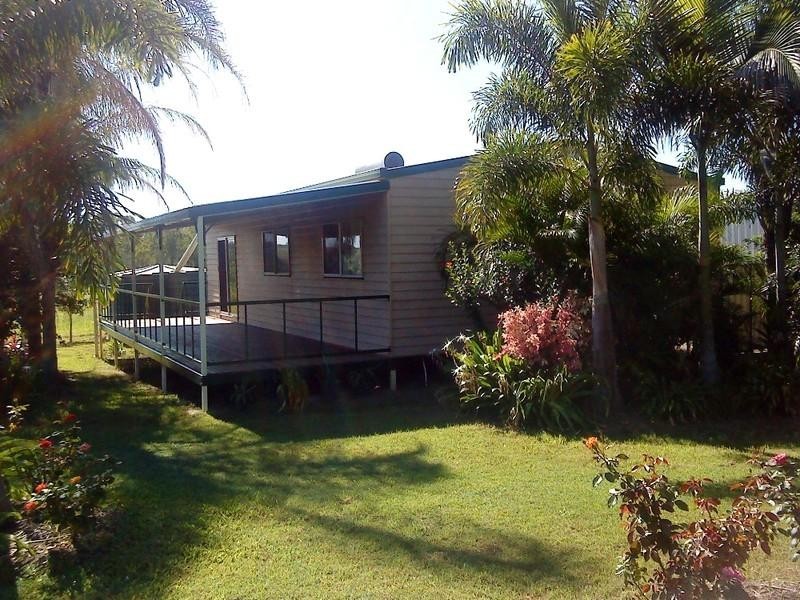 25 Grettons Road, Gin Gin QLD 4671