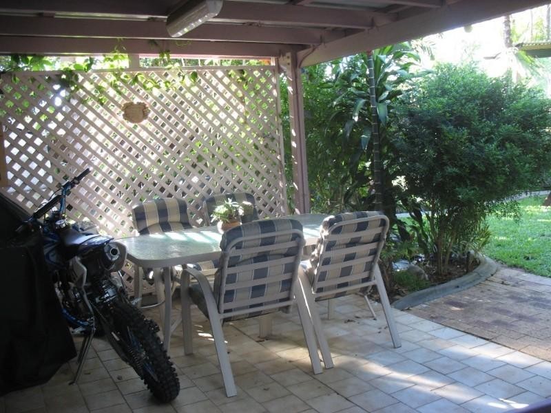 27 Pacific Boulevard, Moore Park Beach QLD 4670