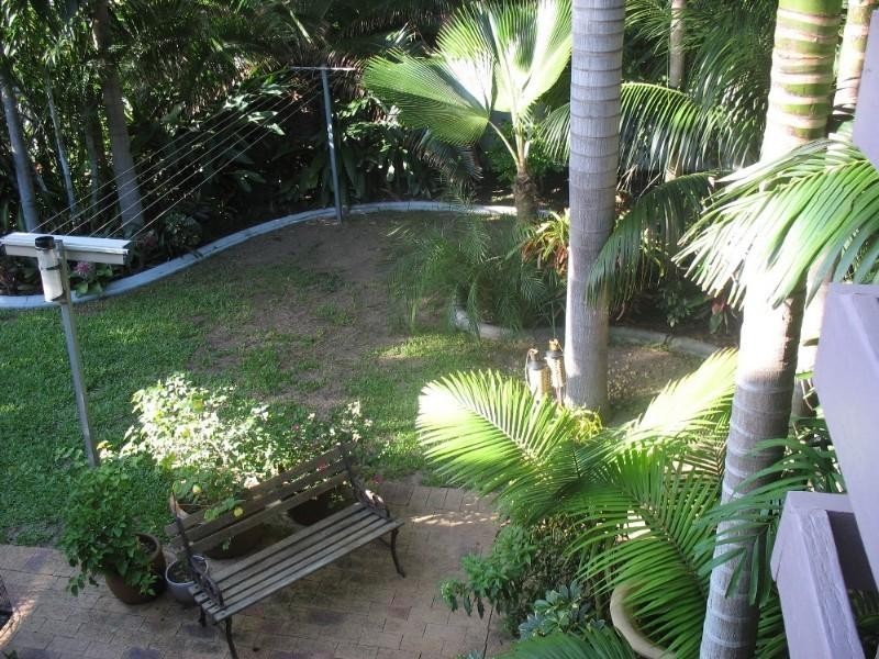 27 Pacific Boulevard, Moore Park Beach QLD 4670