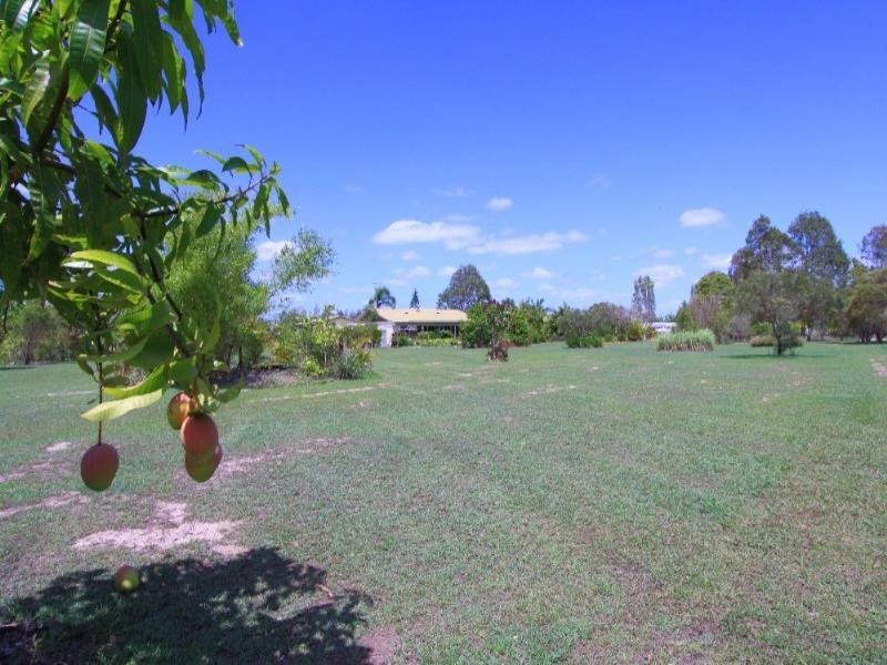 7 Shetland Court, Branyan QLD 4670