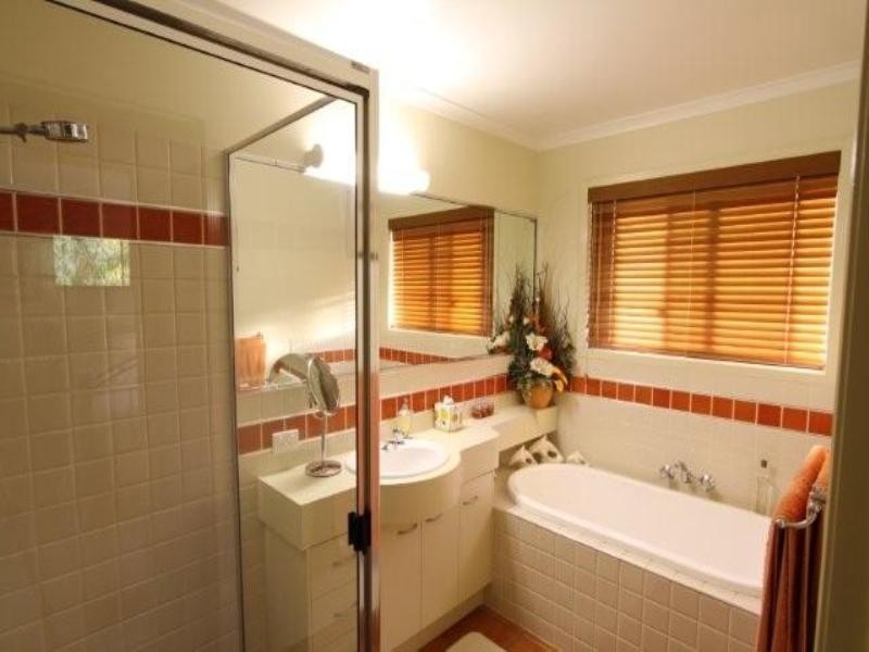 32 Forbes Court, Avoca QLD 4670