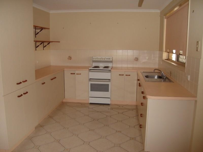 17 The Boulevard, Bundaberg QLD 4670