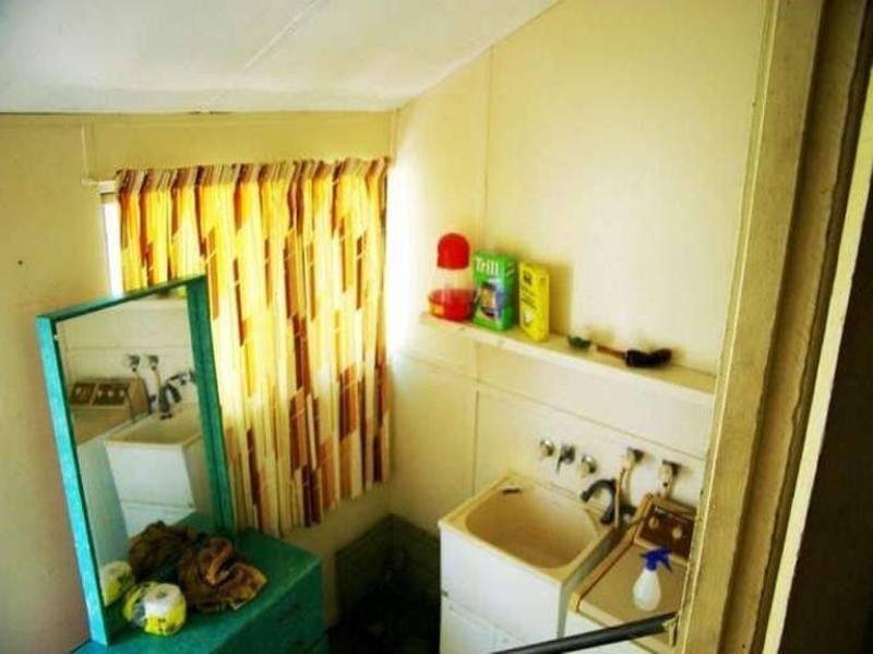 61 Alice Street, Walkervale QLD 4670