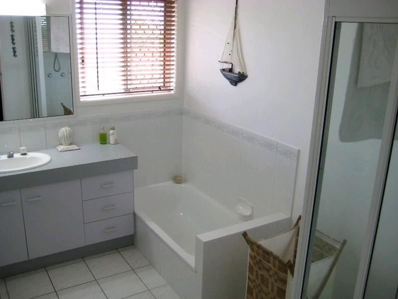 29 Houston Drive, Avoca QLD 4670
