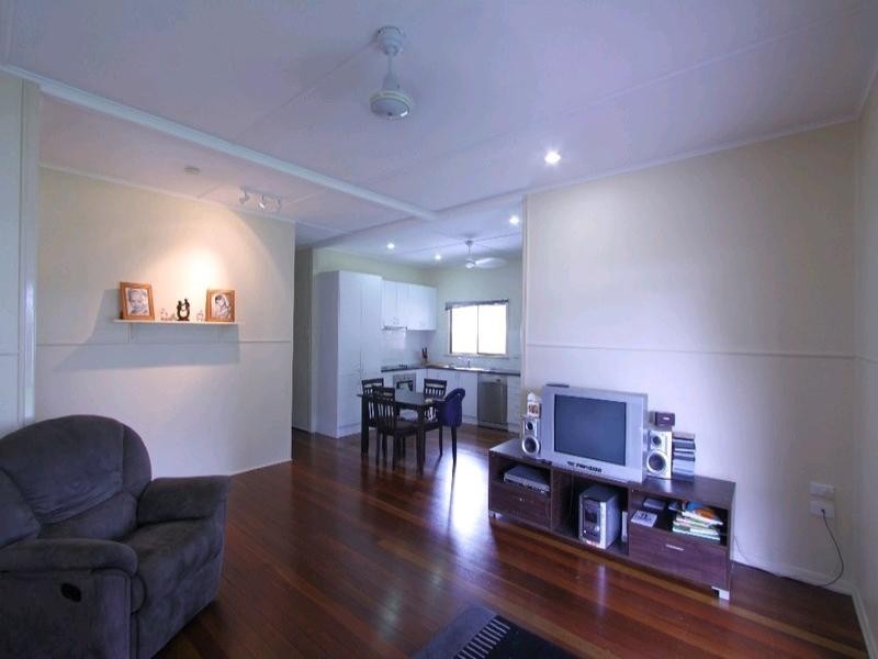 7 Nielsen Street, Svensson Heights QLD 4670