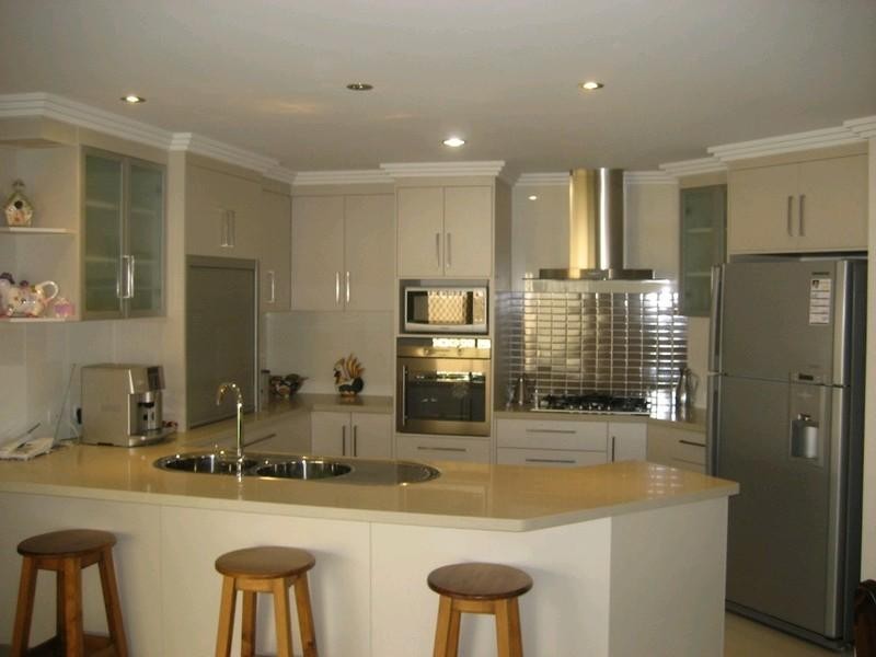 11 Sanctuary Drive, Kalkie QLD 4670