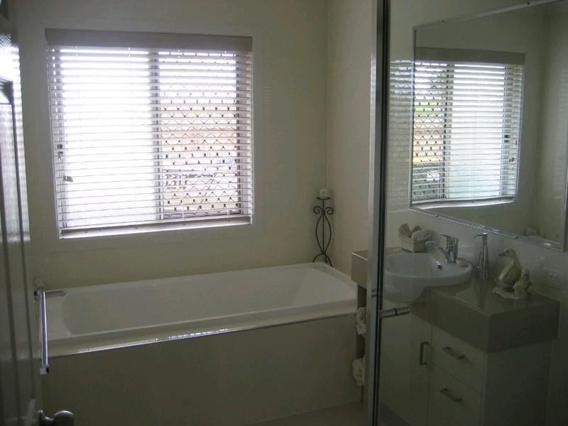 11 Sanctuary Drive, Kalkie QLD 4670