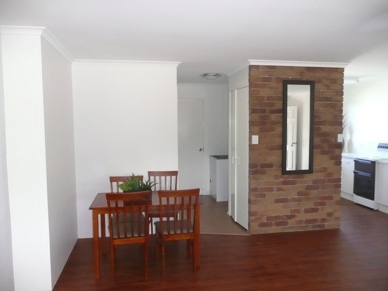 2/1 Finnis Street, Avenell Heights QLD 4670