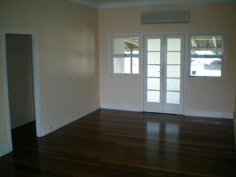 4 De Gunst Street, Kepnock QLD 4670