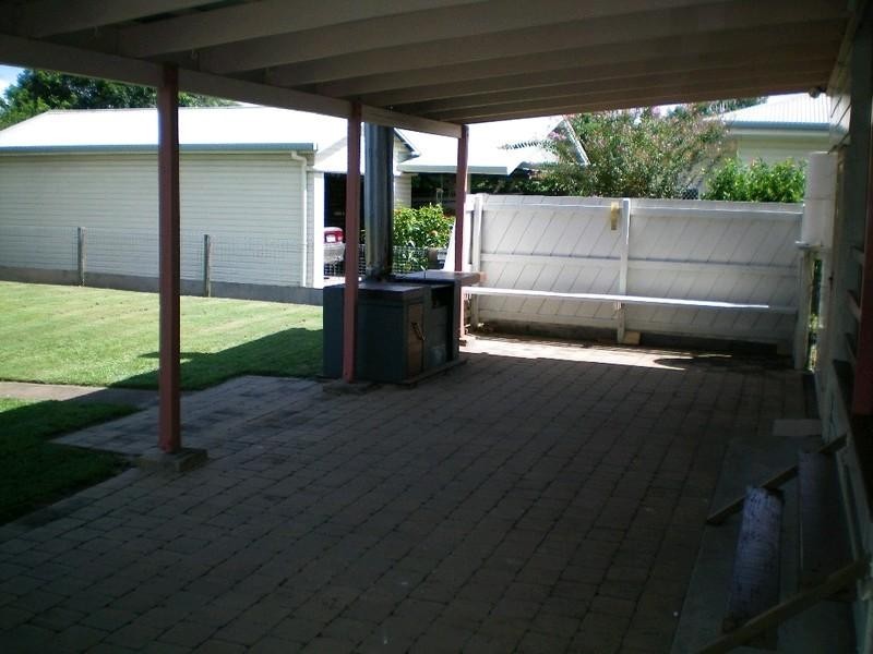 4 De Gunst Street, Kepnock QLD 4670