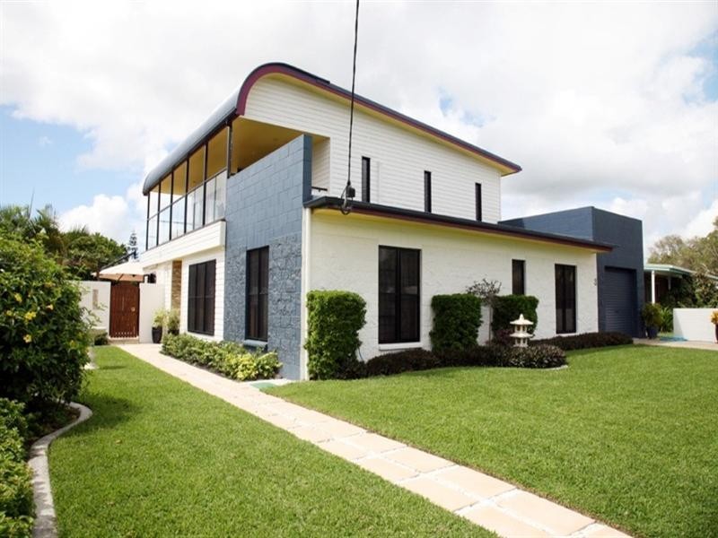 3 Palm Court, Moore Park Beach QLD 4670