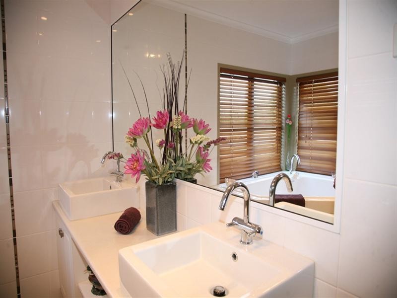 3 Palm Court, Moore Park Beach QLD 4670