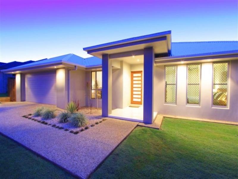 15 Mountney Street, Avoca QLD 4670