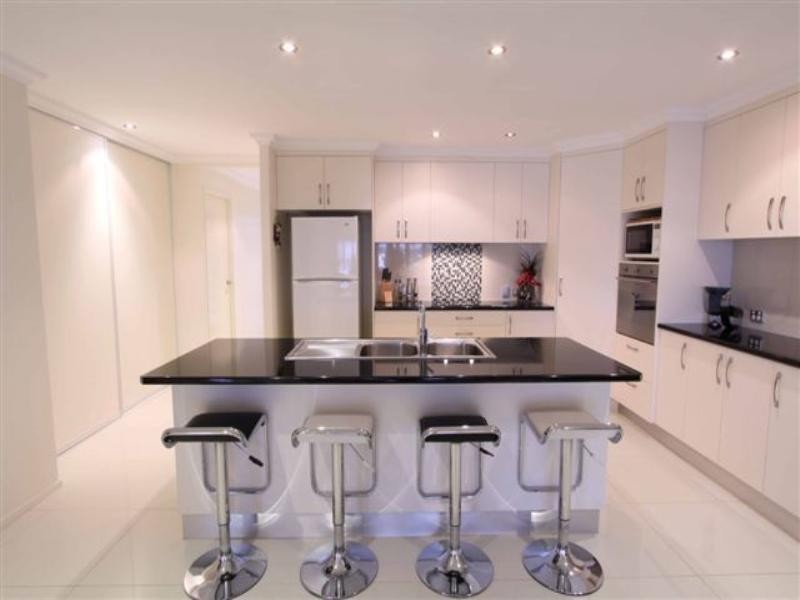 15 Mountney Street, Avoca QLD 4670