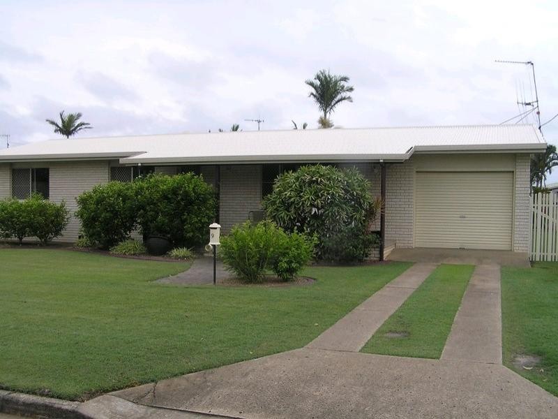 9 Jensen Street, Avenell Heights QLD 4670