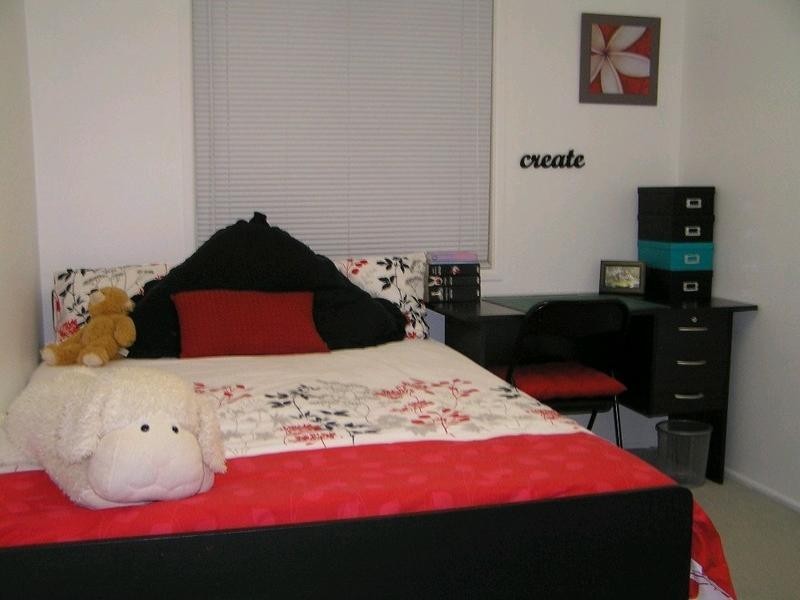 9 Jensen Street, Avenell Heights QLD 4670