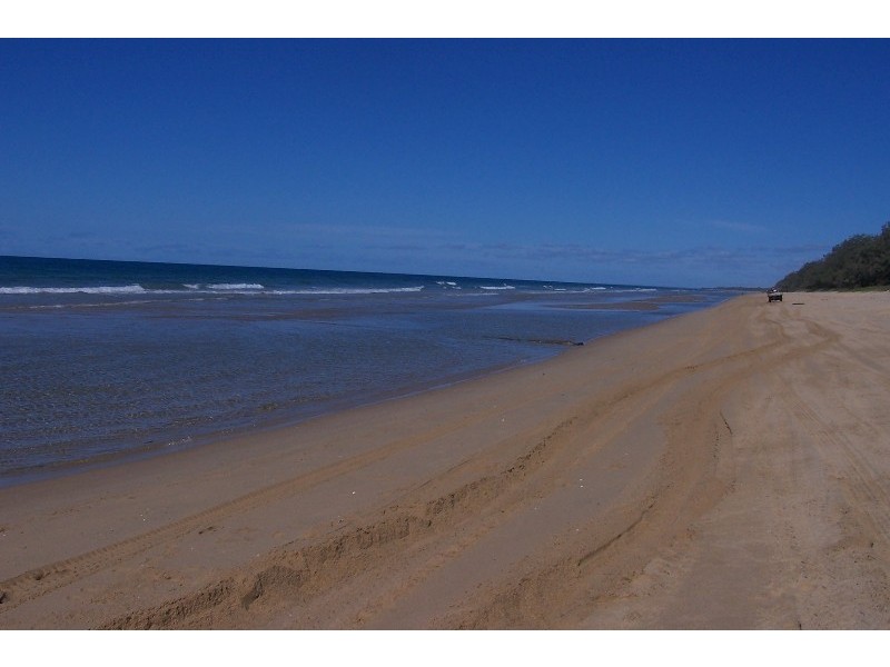 19 Murdochs Road, Moore Park Beach QLD 4670