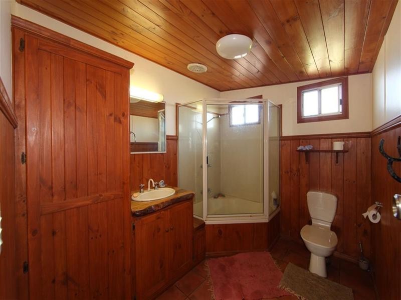 182 St Johns Road, Woongarra QLD 4670