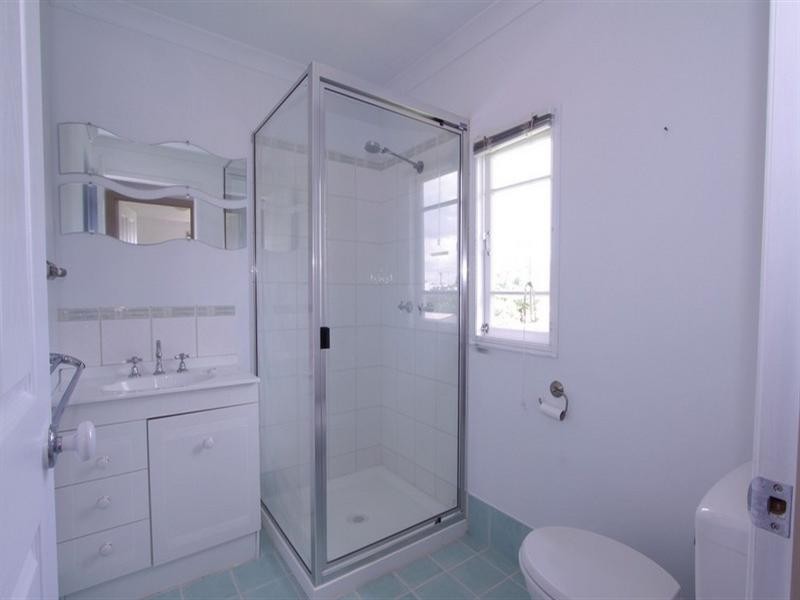17 Alamein Street, Svensson Heights QLD 4670