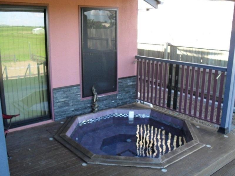 46 Hinkler Avenue, Bundaberg North QLD 4670