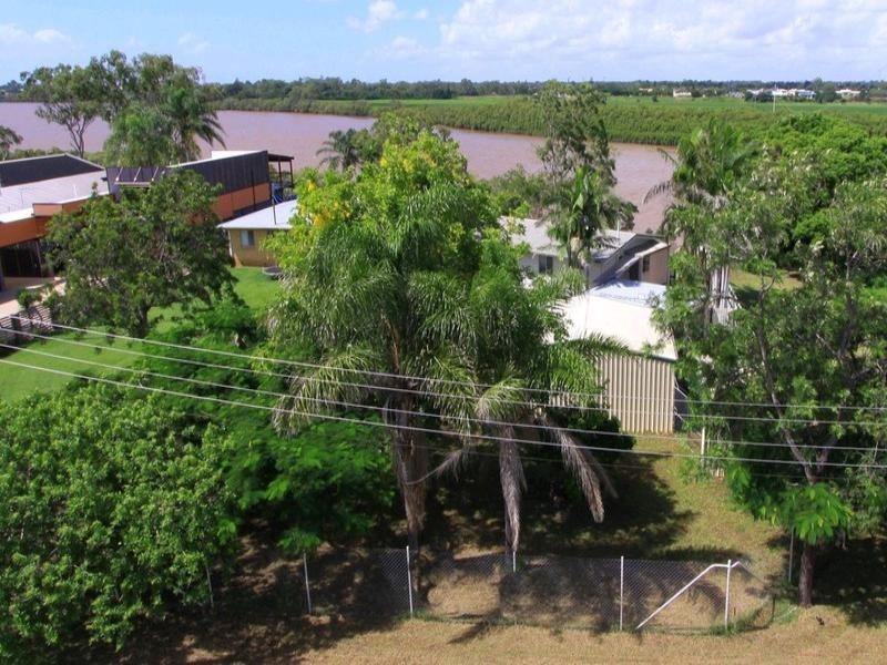 2A Brewer Street, Bundaberg North QLD 4670