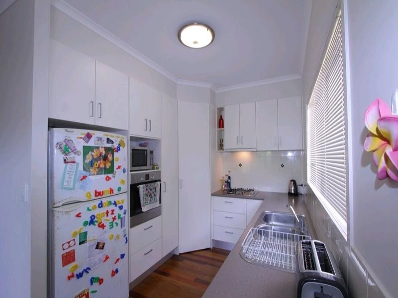 9 Isambert Lane, Millbank QLD 4670