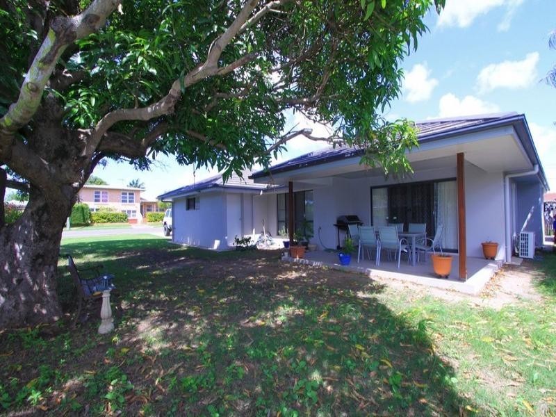 1 Churchward Street, Kepnock QLD 4670