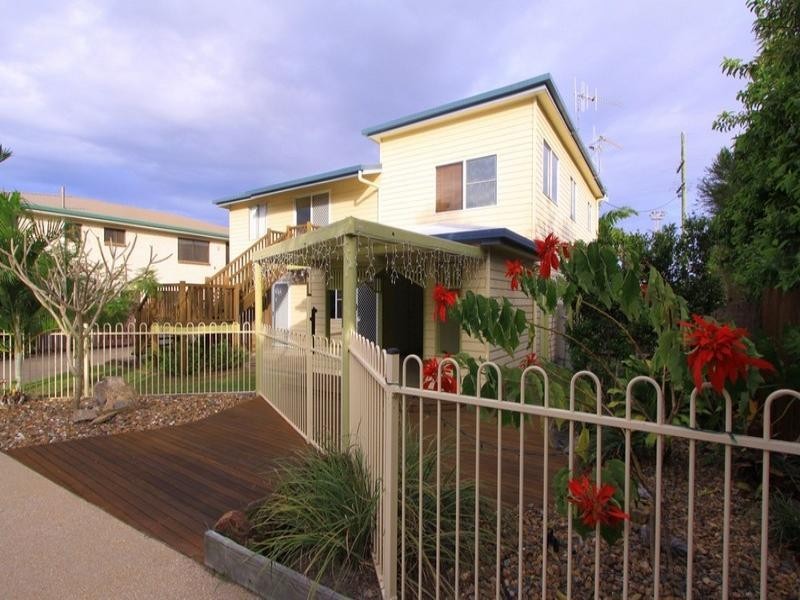 61 Crofton Street, Bundaberg West QLD 4670