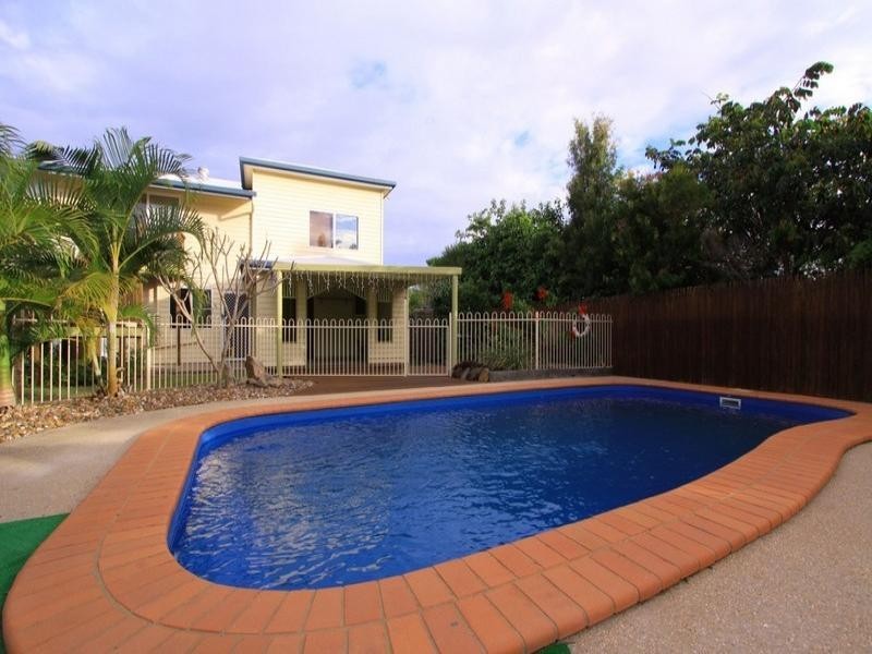 61 Crofton Street, Bundaberg West QLD 4670