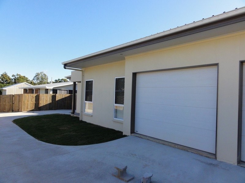 2/16 Degunst Street, Kepnock QLD 4670